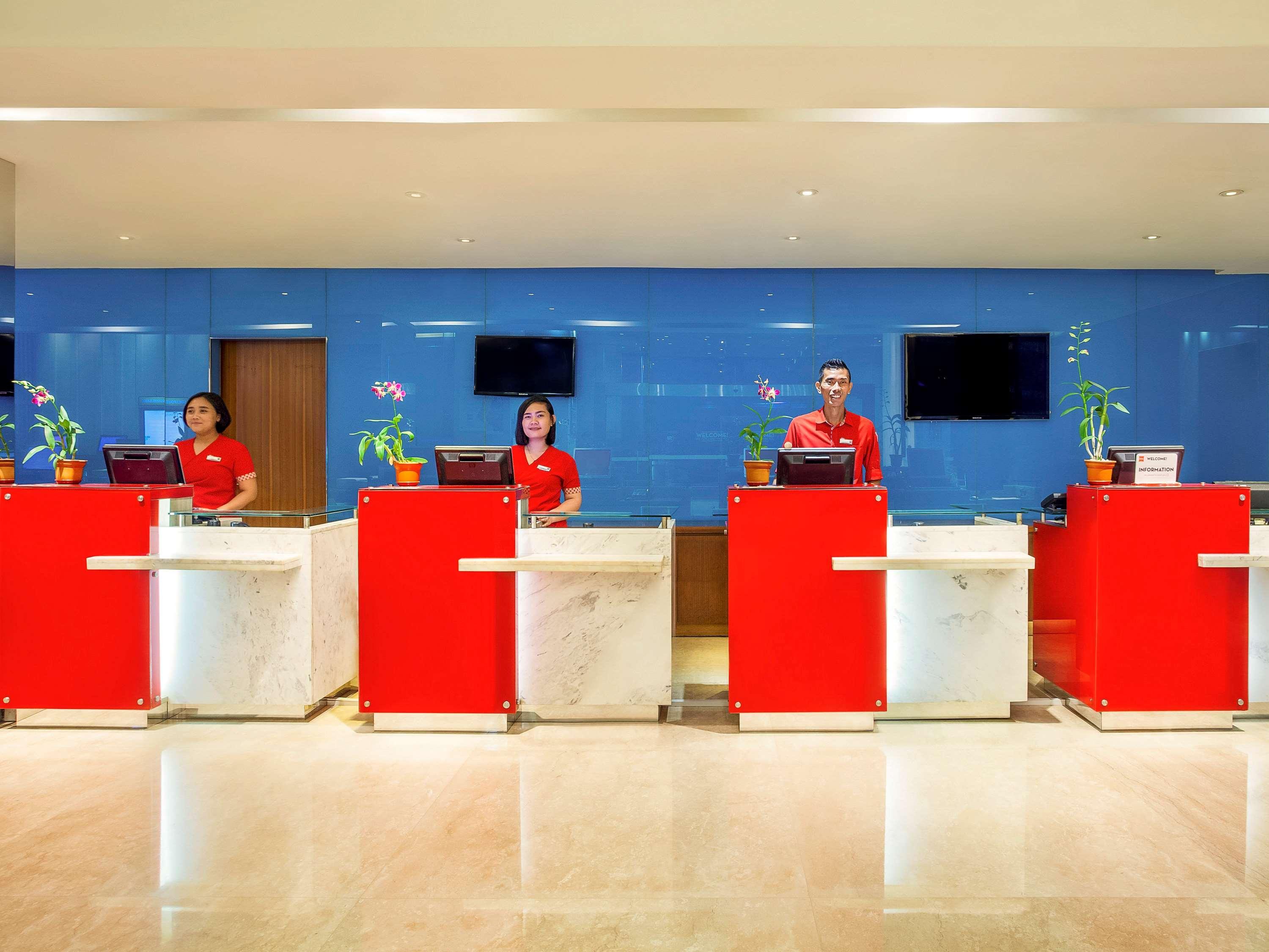 Ibis Bandung Trans Studio Exteriör bild