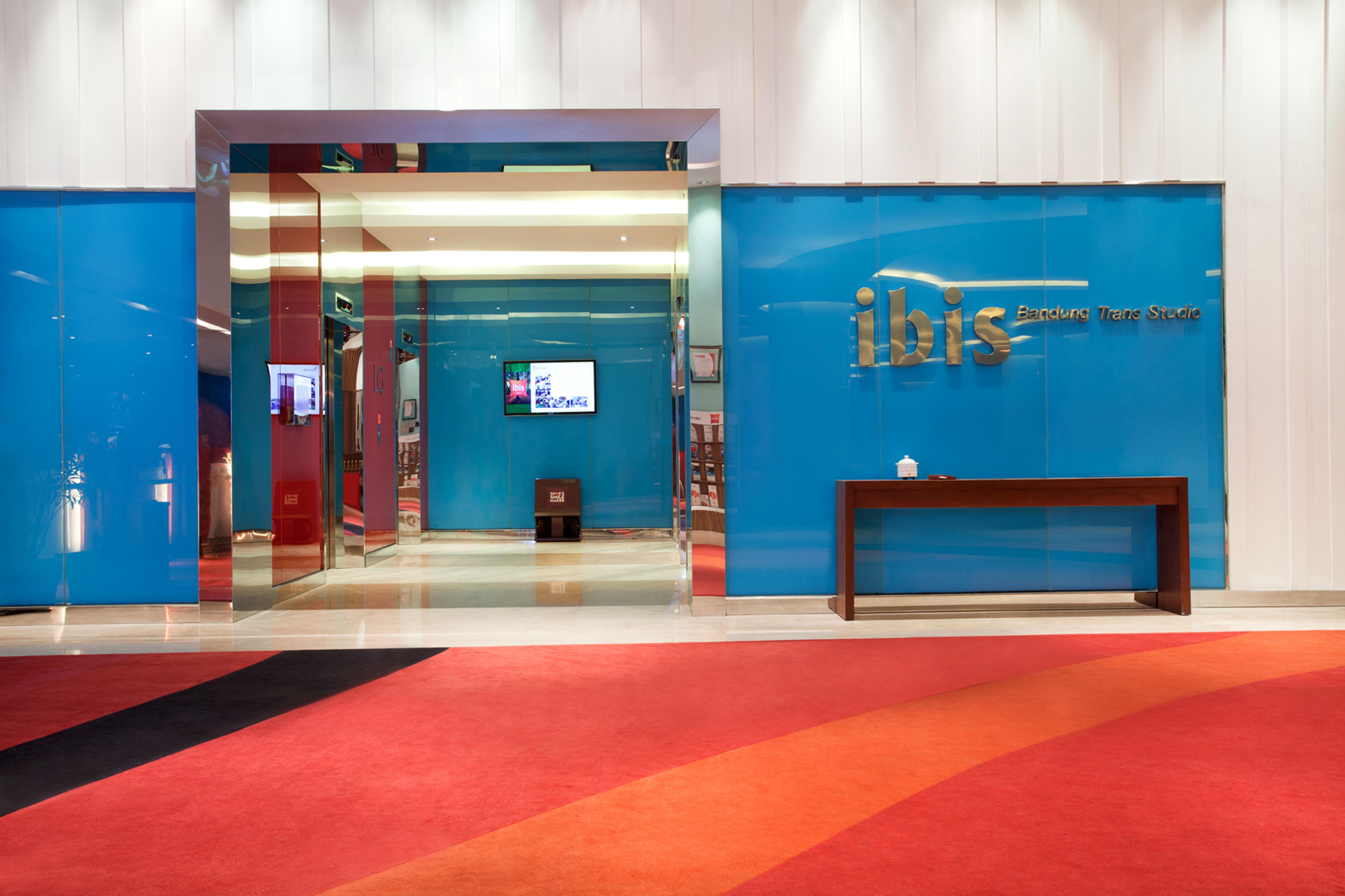 Ibis Bandung Trans Studio Exteriör bild