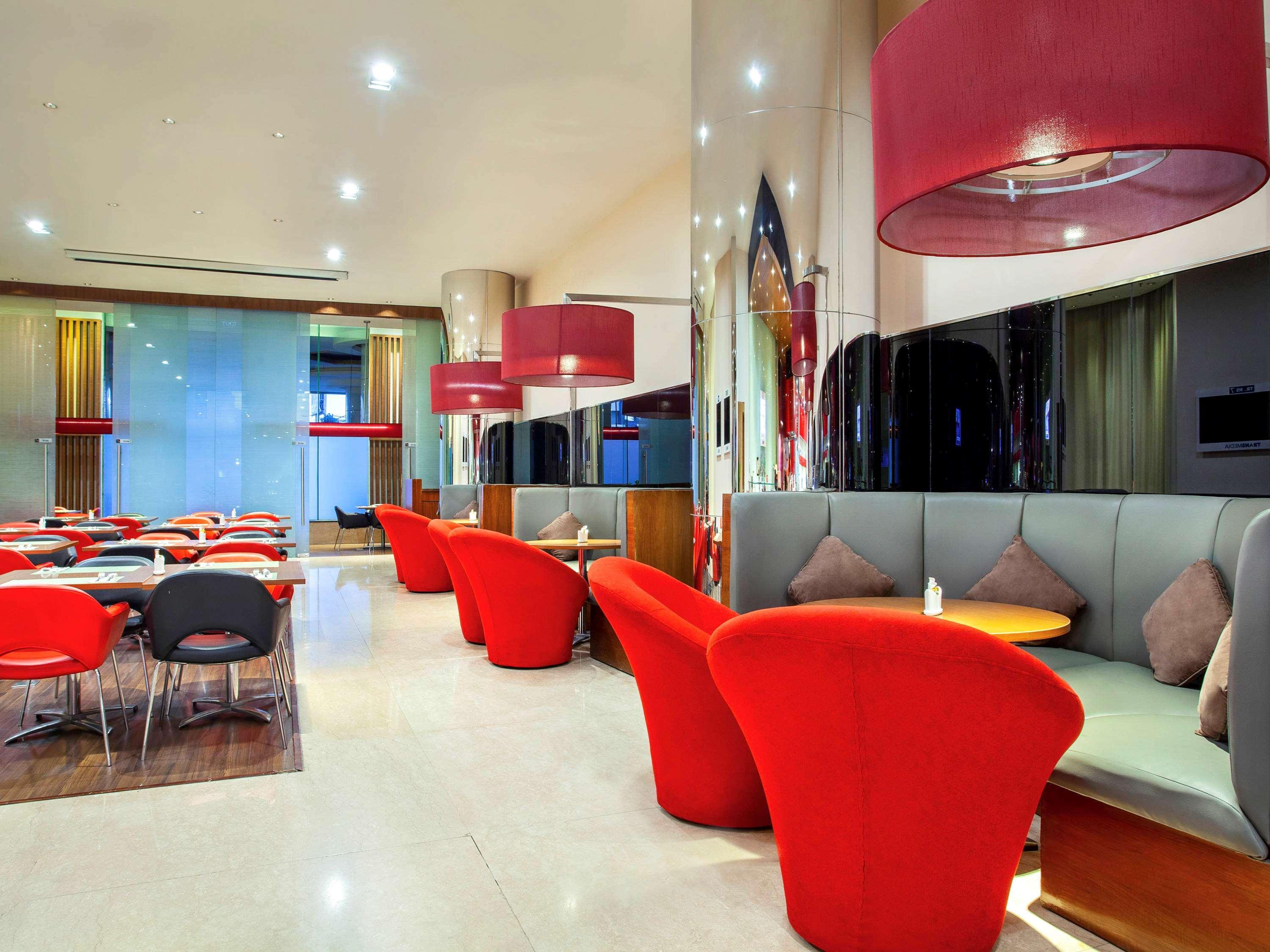 Ibis Bandung Trans Studio Exteriör bild