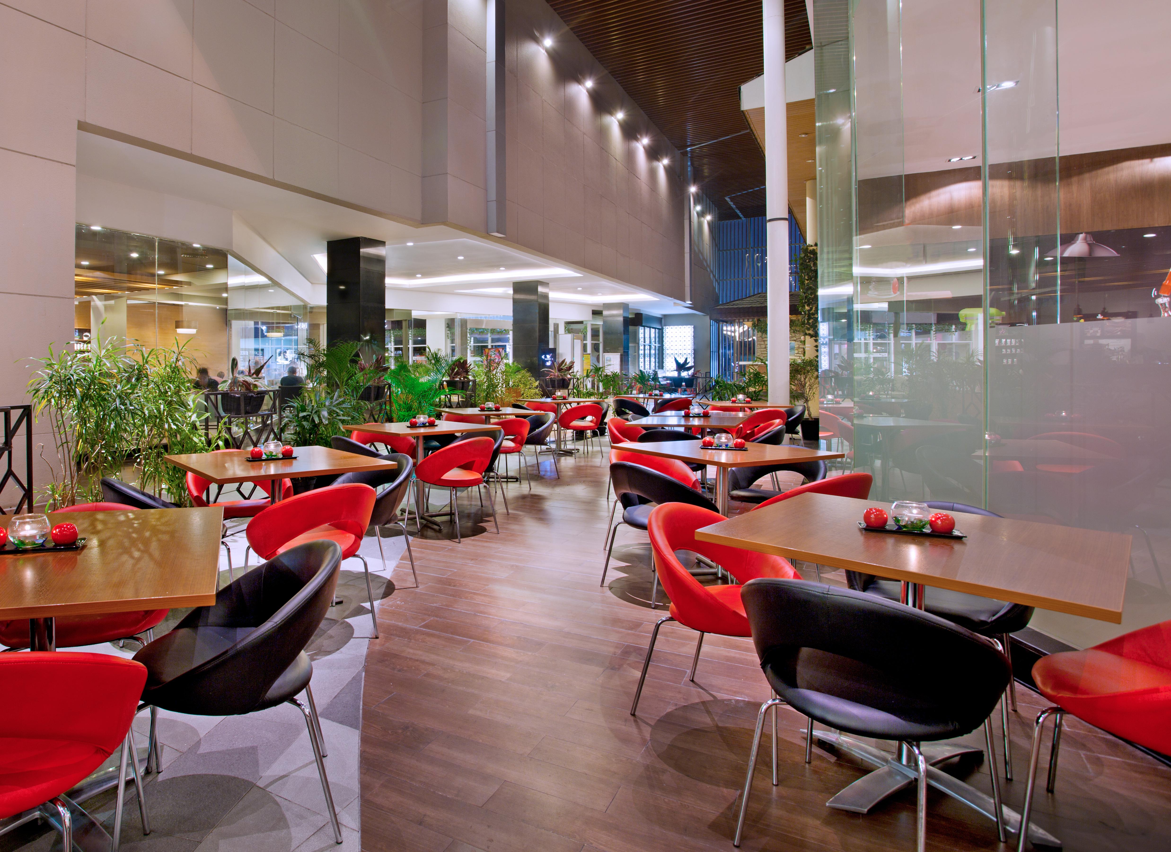 Ibis Bandung Trans Studio Exteriör bild